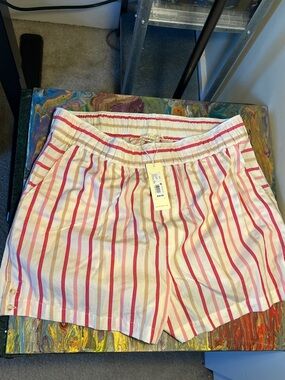 Copper Key Pink & White Striped Elastic-Waist Bermuda Shorts with pockets